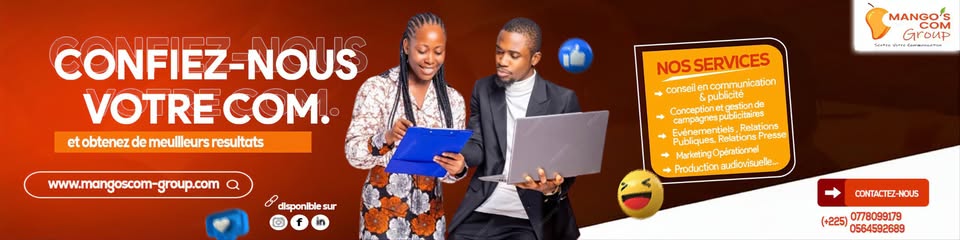 Deux consultants de Mango's Com Group au travail sur un plan de communication
